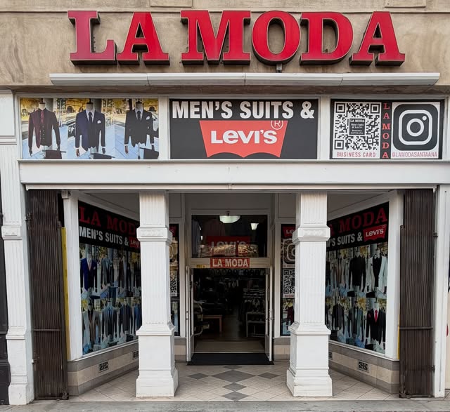 La Moda storefront on 4th Street in downtown Santa Ana